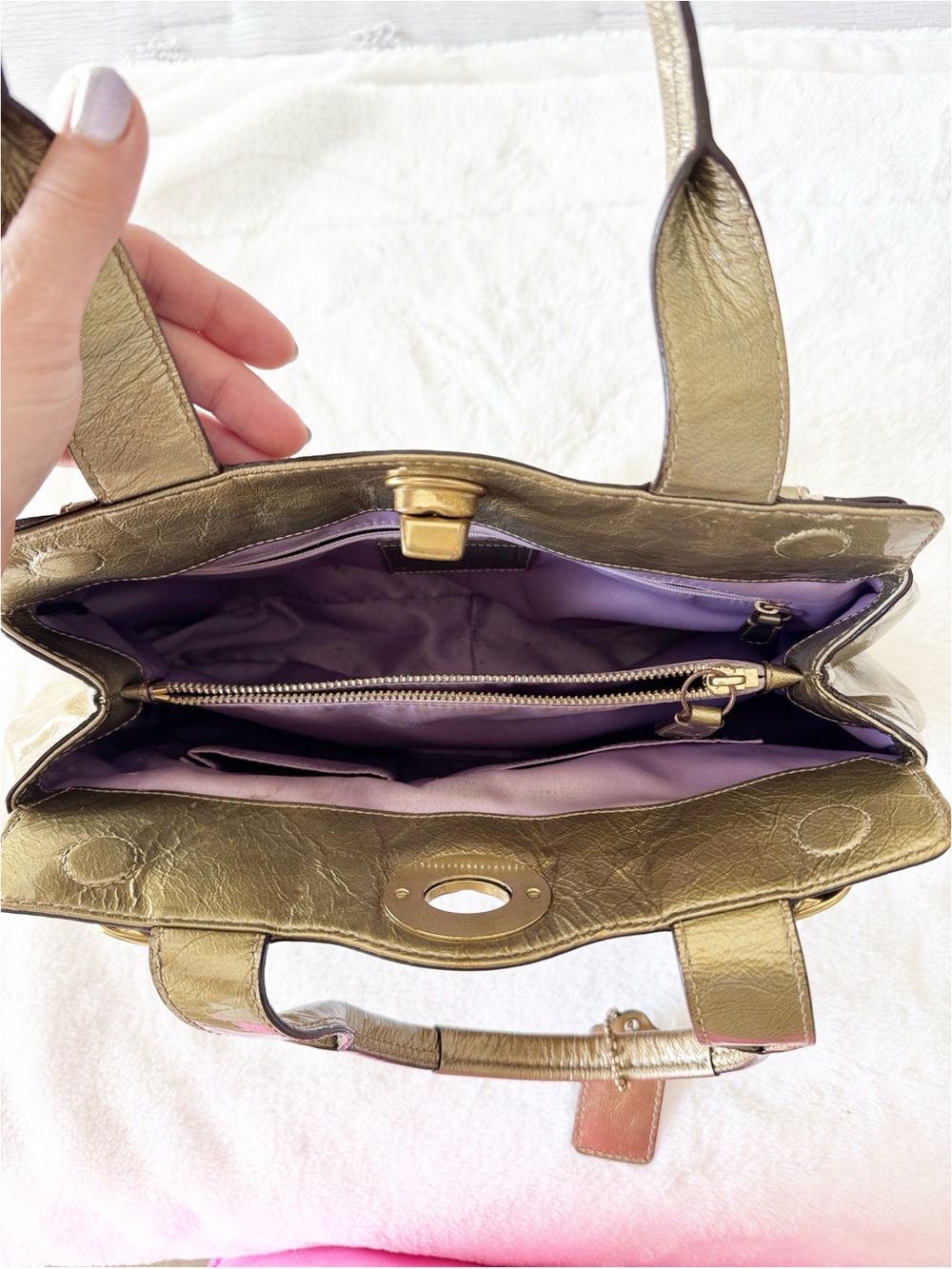 Vintage Y2K Coach Gold Patent Metallic Leather Satchel handbag Purse - Picture 6 of 9